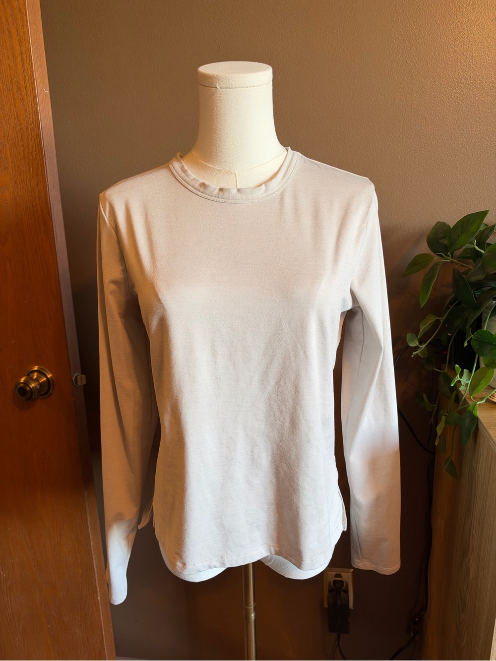 all in motion Cream Long-Sleeve Crewneck Top